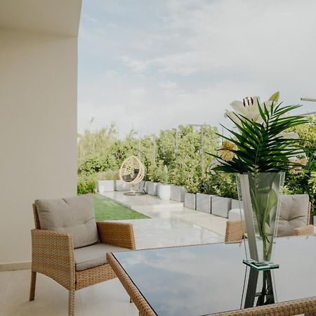 Le Jardin Apartments Kampos Marathokampou Exteriér fotografie